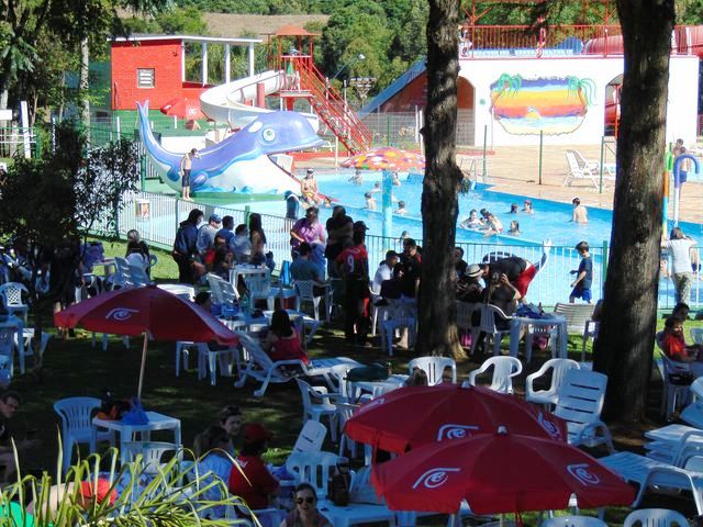 Muitas atrações na abertura da temporada de verão