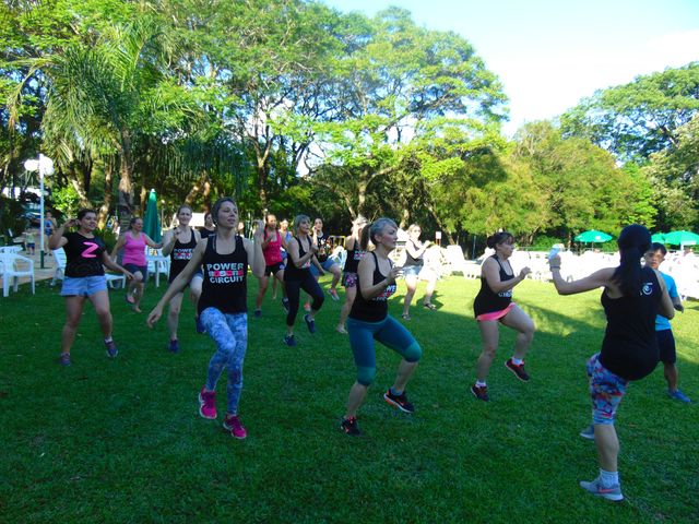 Muitas atrações na abertura da Temporada de Verão do Clube Caixeiral Campestre