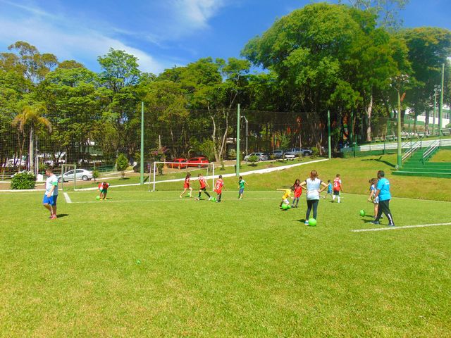 Muitas atrações na abertura da Temporada de Verão do Clube Caixeiral Campestre