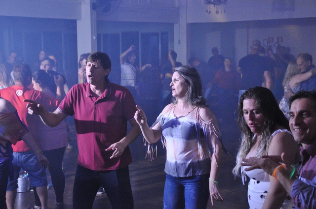 Muitas atrações na abertura da Temporada de Verão do Clube Caixeiral Campestre