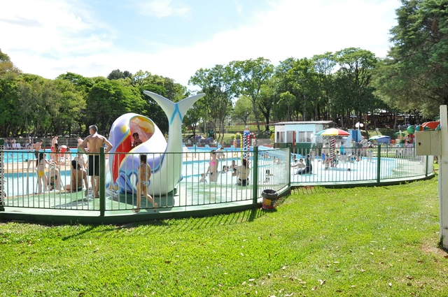 Muitas atrações na abertura da Temporada de Verão do Clube Caixeiral Campestre