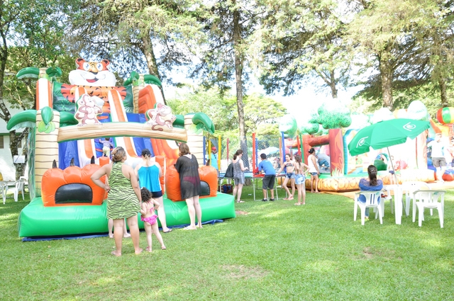 Muitas atrações na abertura da Temporada de Verão do Clube Caixeiral Campestre