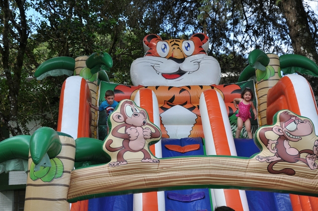 Muitas atrações na abertura da Temporada de Verão do Clube Caixeiral Campestre
