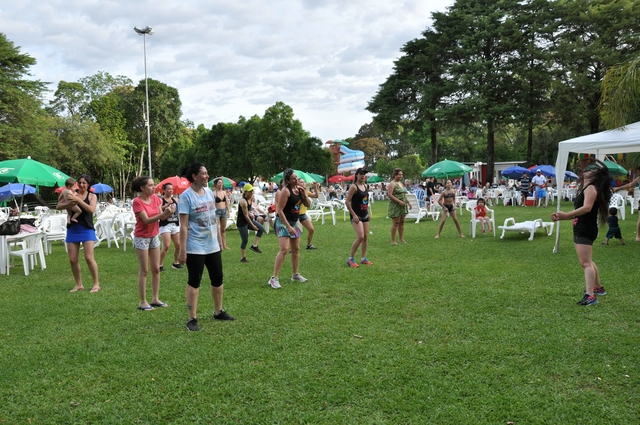 Muitas atrações na abertura da Temporada de Verão do Clube Caixeiral Campestre