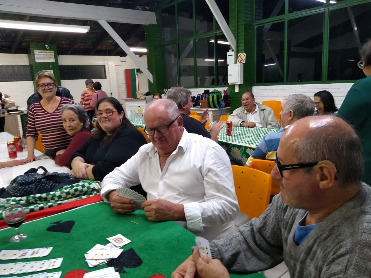 Departamento Sala de Jogos realiza jantar