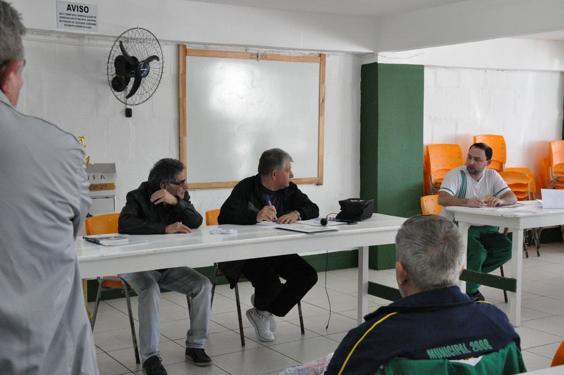 28 equipes participam da 12ª Copa de Bochas Plínio Grazziotin do Clube Caixeiral Campestre