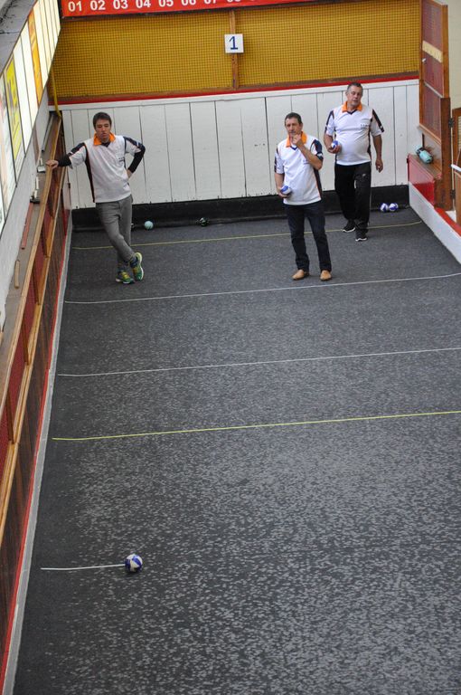 28 equipes participam da 12ª Copa de Bochas Plínio Grazziotin do Clube Caixeiral Campestre