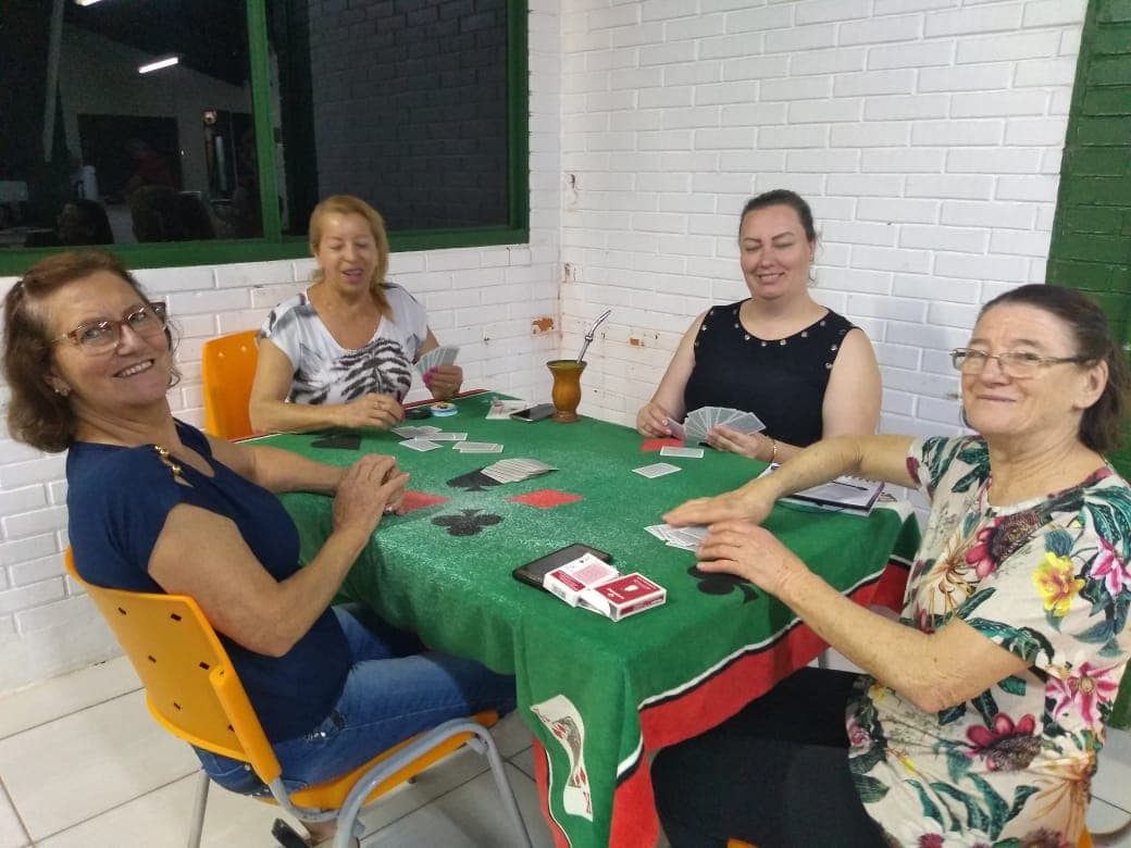 Muita alegria no Jantar de Confraternização do Departamento Sala de Jogos