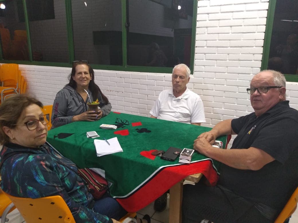 Muita alegria no Jantar de Confraternização do Departamento Sala de Jogos