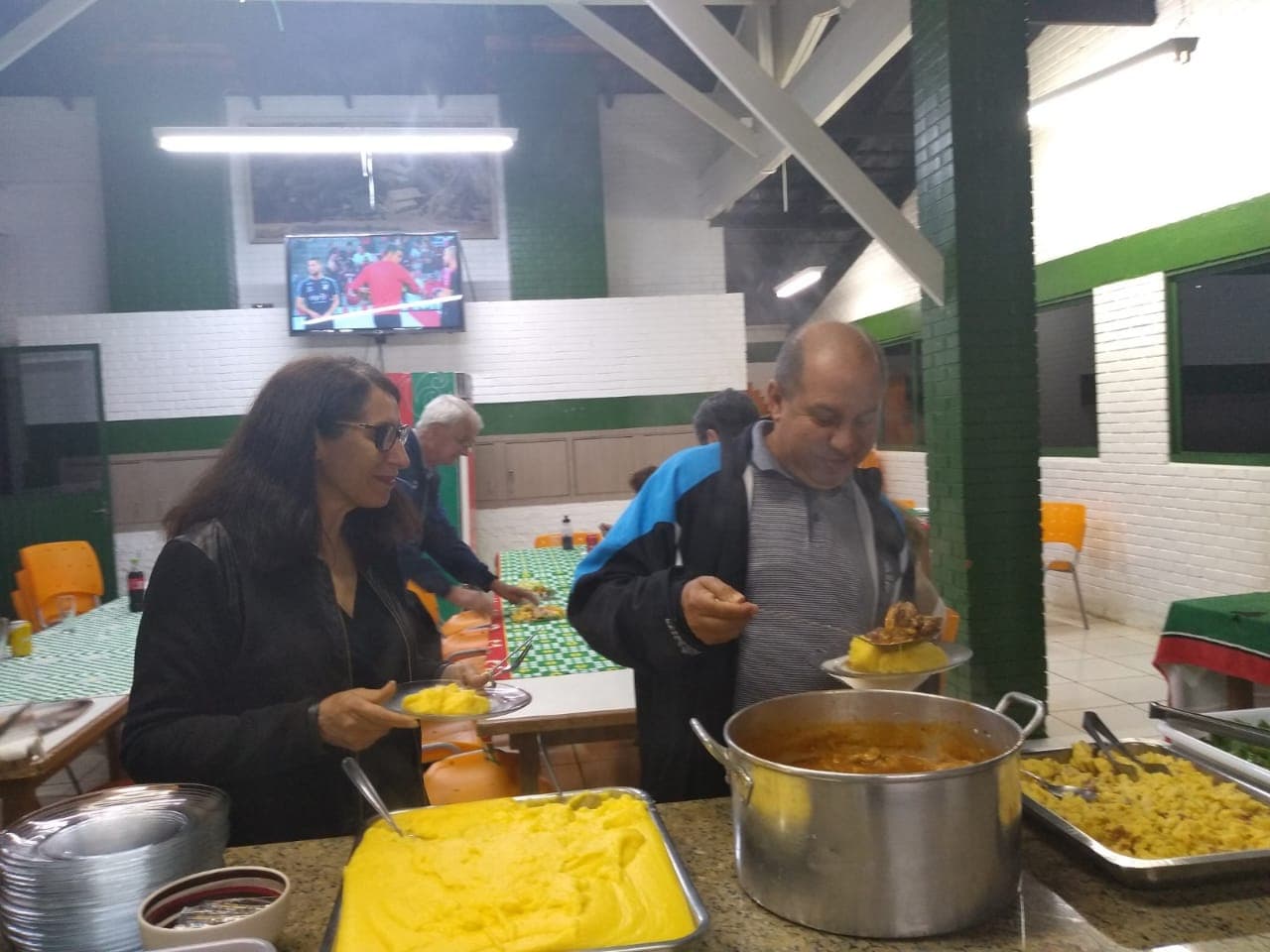 Muita alegria no Jantar de Confraternização do Departamento Sala de Jogos