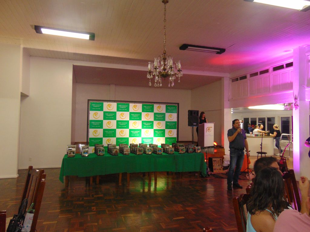 Clube Caixeiral Campestre entrega premiação do esporte