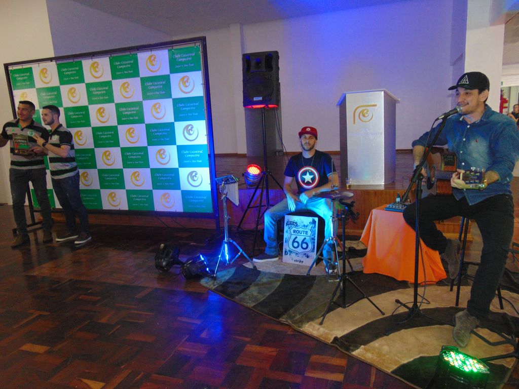 Clube Caixeiral Campestre entrega premiação do esporte