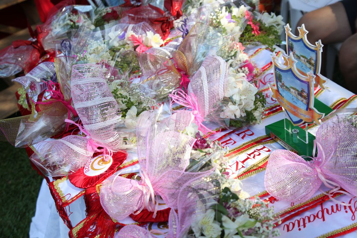 Concurso Rainha das Piscinas e Rei Mirim movimenta Clube Caixeiral Campestre