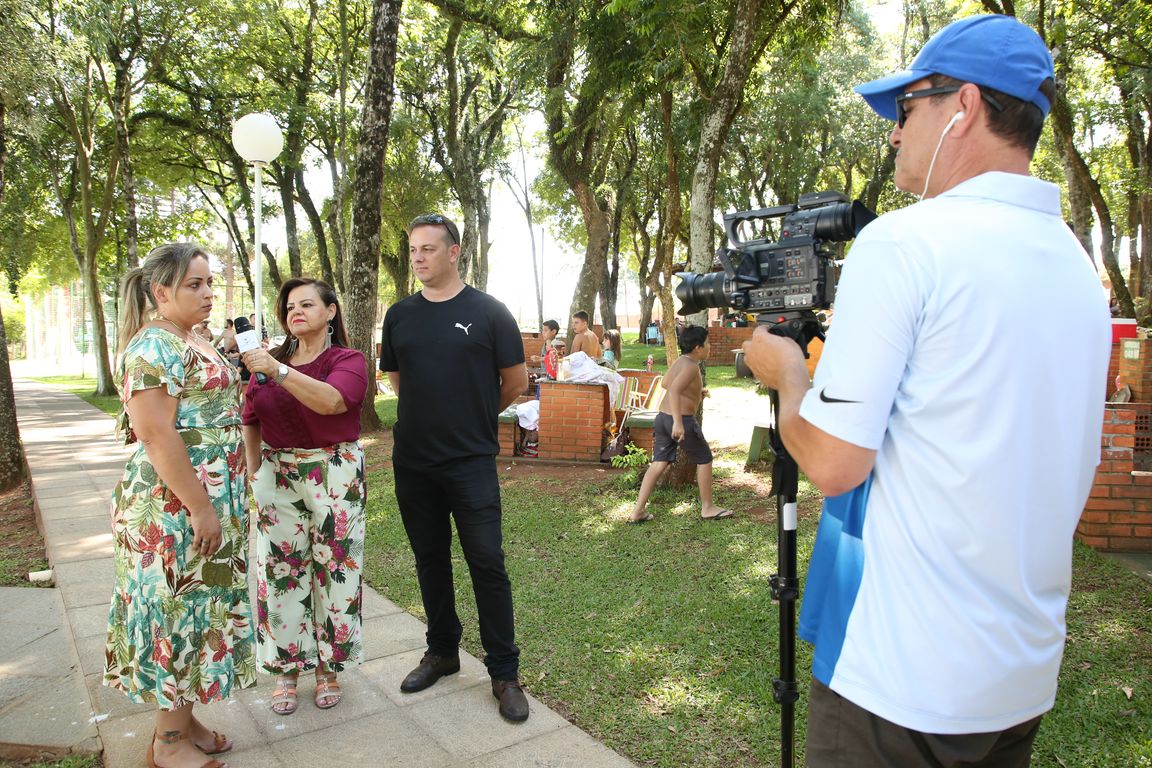 Concurso Rainha das Piscinas e Rei Mirim movimenta Clube Caixeiral Campestre