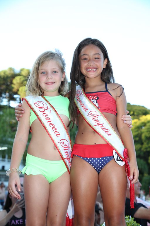 Concurso Rainha das Piscinas e Rei Mirim movimenta Clube Caixeiral Campestre