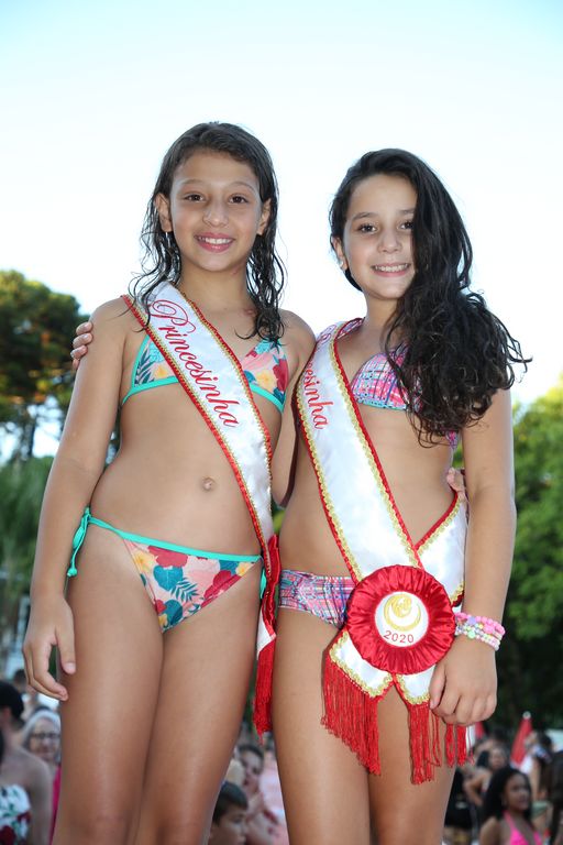 Concurso Rainha das Piscinas e Rei Mirim movimenta Clube Caixeiral Campestre
