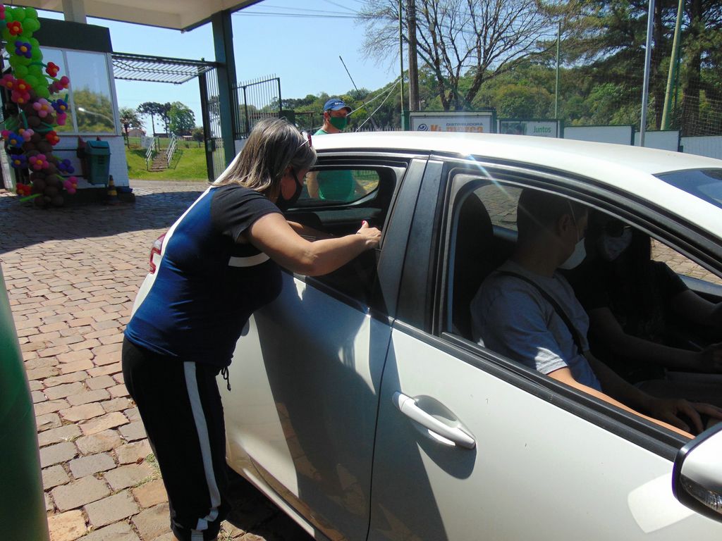 Festa das Crianças em formato Drive-thru anima os sócios kids