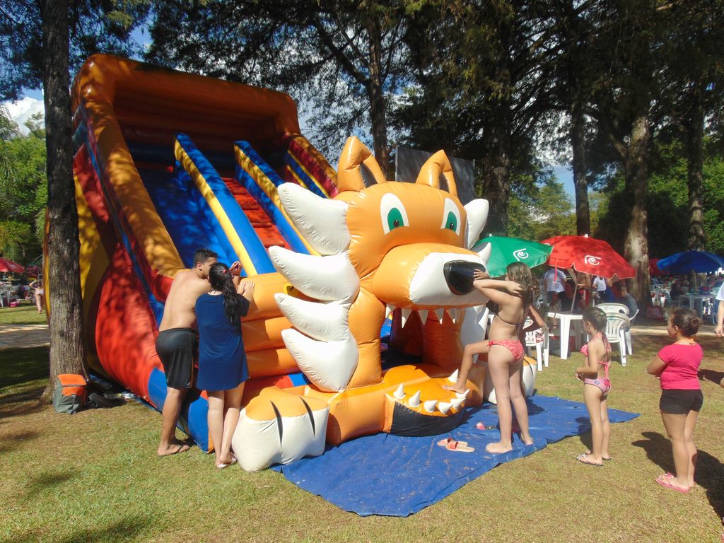 Sol, diversão e música boa na Abertura da Temporada de Verão