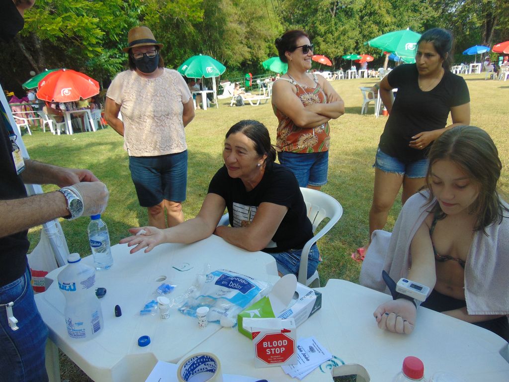 Sol, diversão e música boa na Abertura da Temporada de Verão