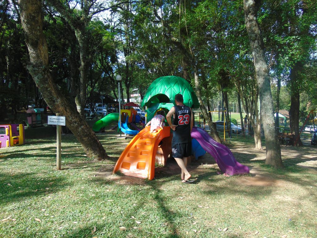Sol, diversão e música boa na Abertura da Temporada de Verão