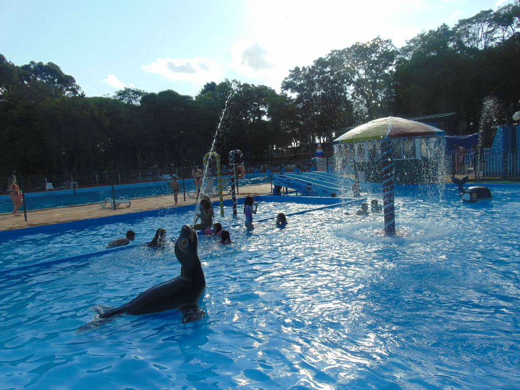 Sol, diversão e música boa na Abertura da Temporada de Verão