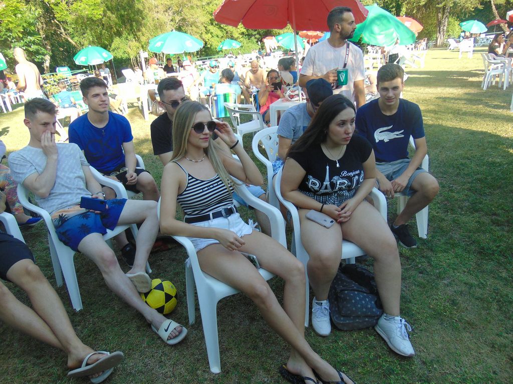 Sol, diversão e música boa na Abertura da Temporada de Verão