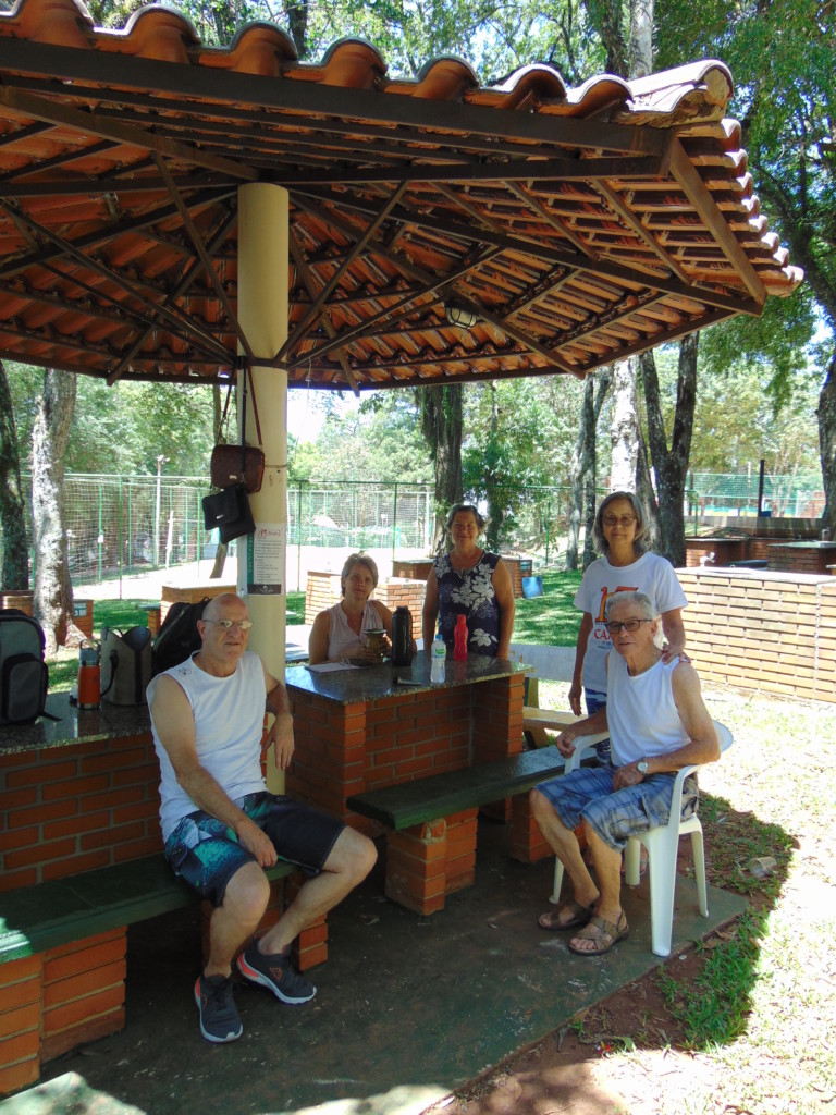 Grupo Camti realiza piquenique da terceira idade