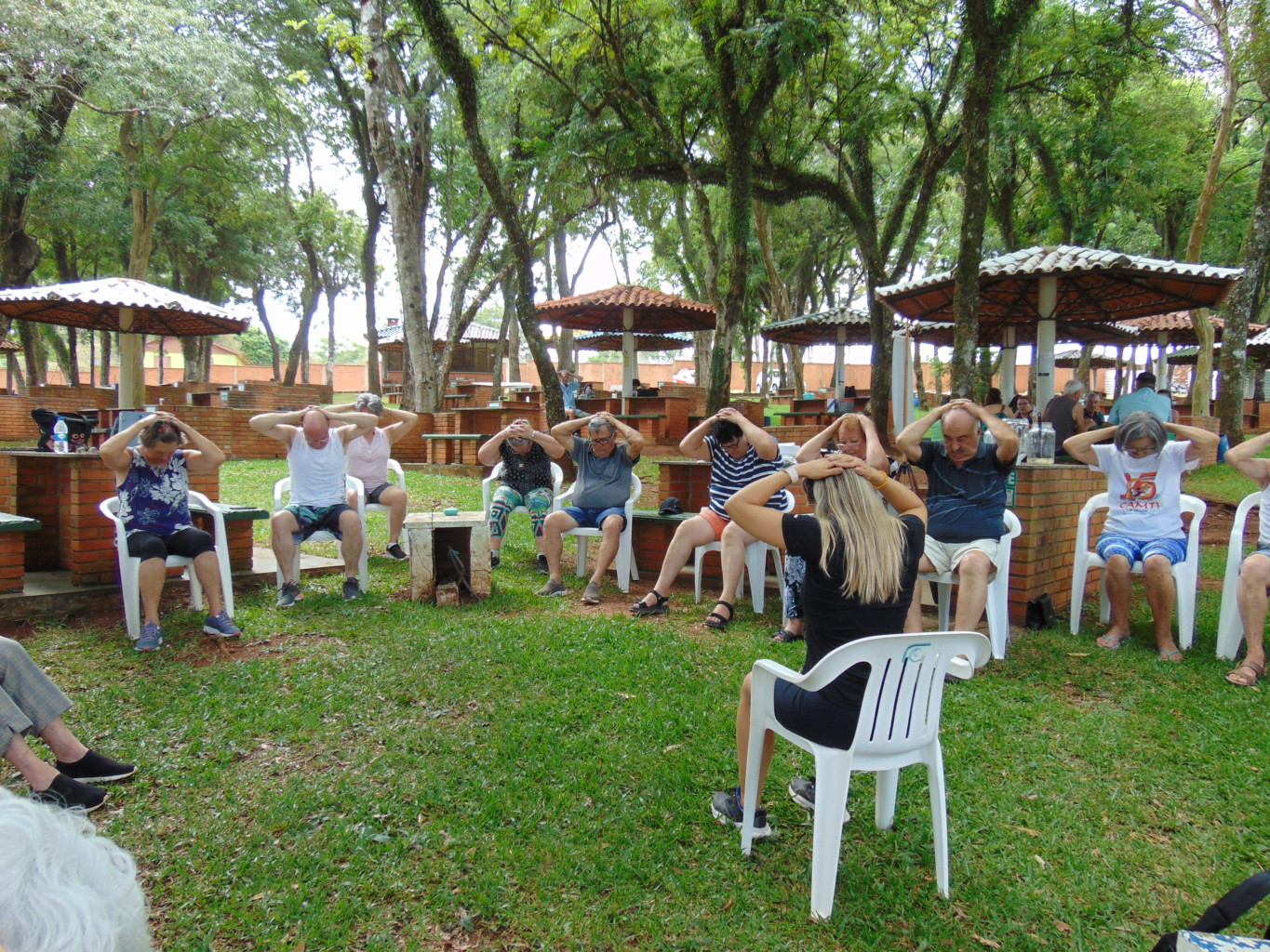 Grupo Camti realiza piquenique da terceira idade