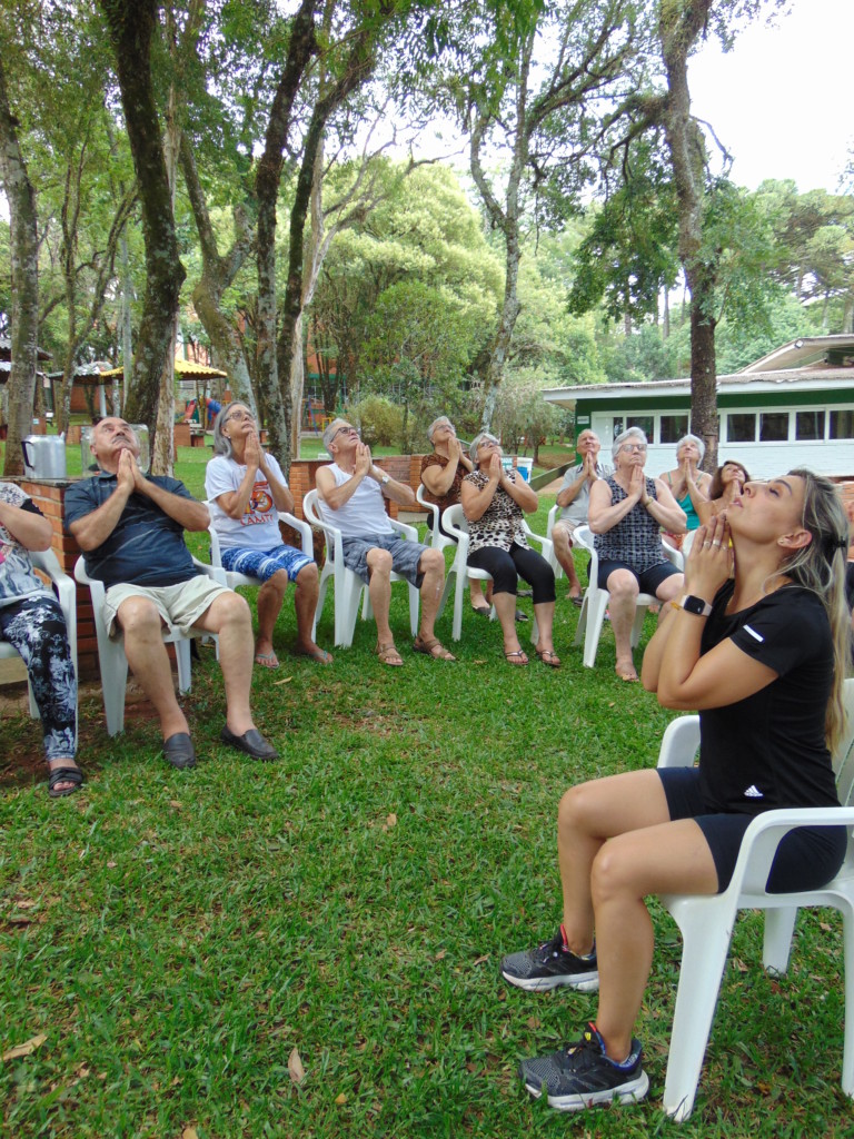 Grupo Camti realiza piquenique da terceira idade