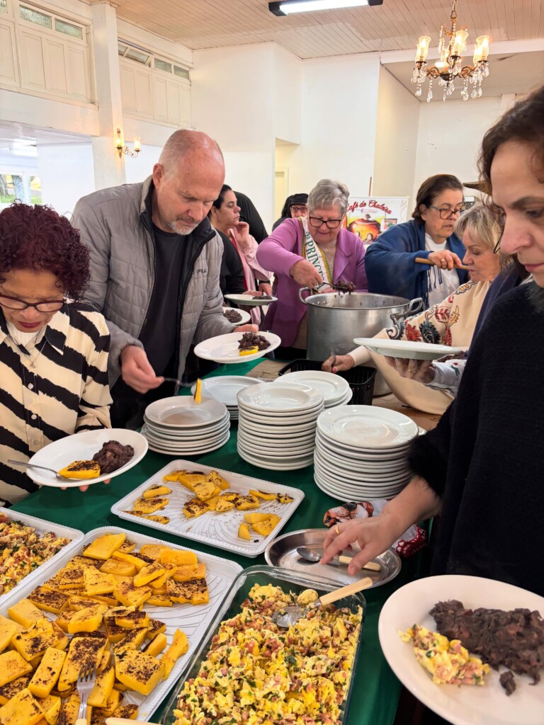 Tradição, alegria e integração marcaram o tradicional Café de Chaleira do Camti