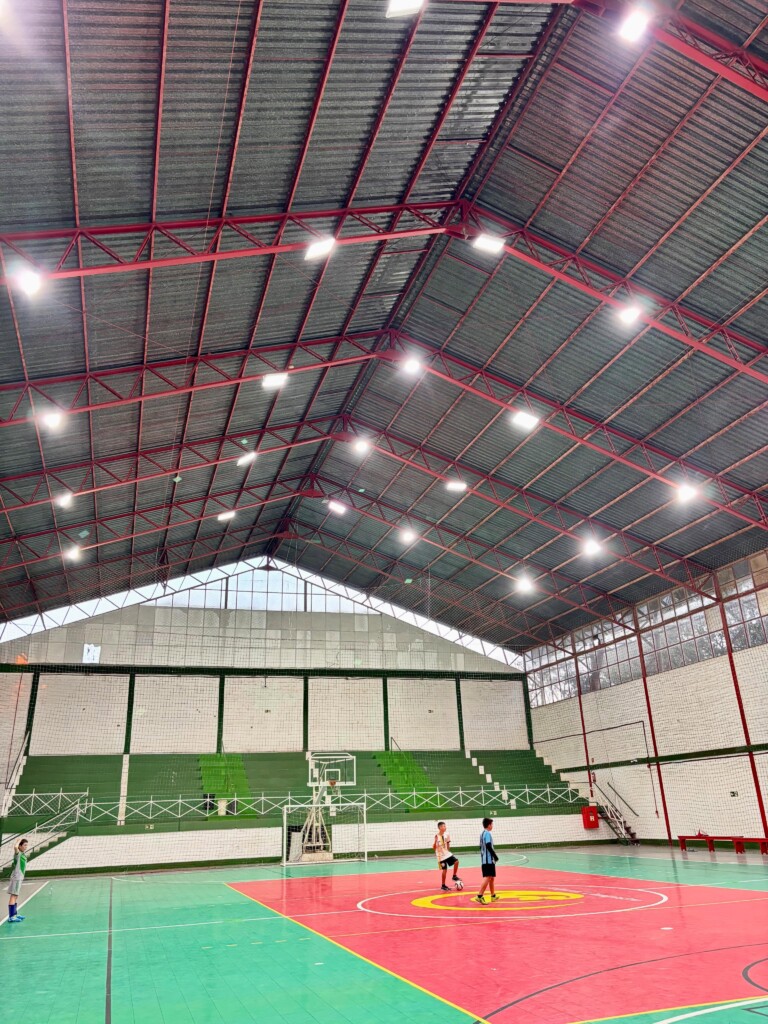 Iluminação renovada no Ginásio de Esportes