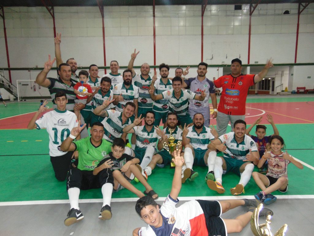Campeões do Futsal de Inverno do Caixeiral Campestre